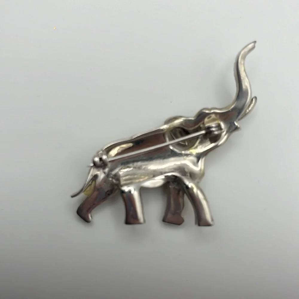 Vintage Rhinestone Donkey Elephant Penguin Dog & Bee (Signed Kramer) Brooch lot - Picture 5 of 11